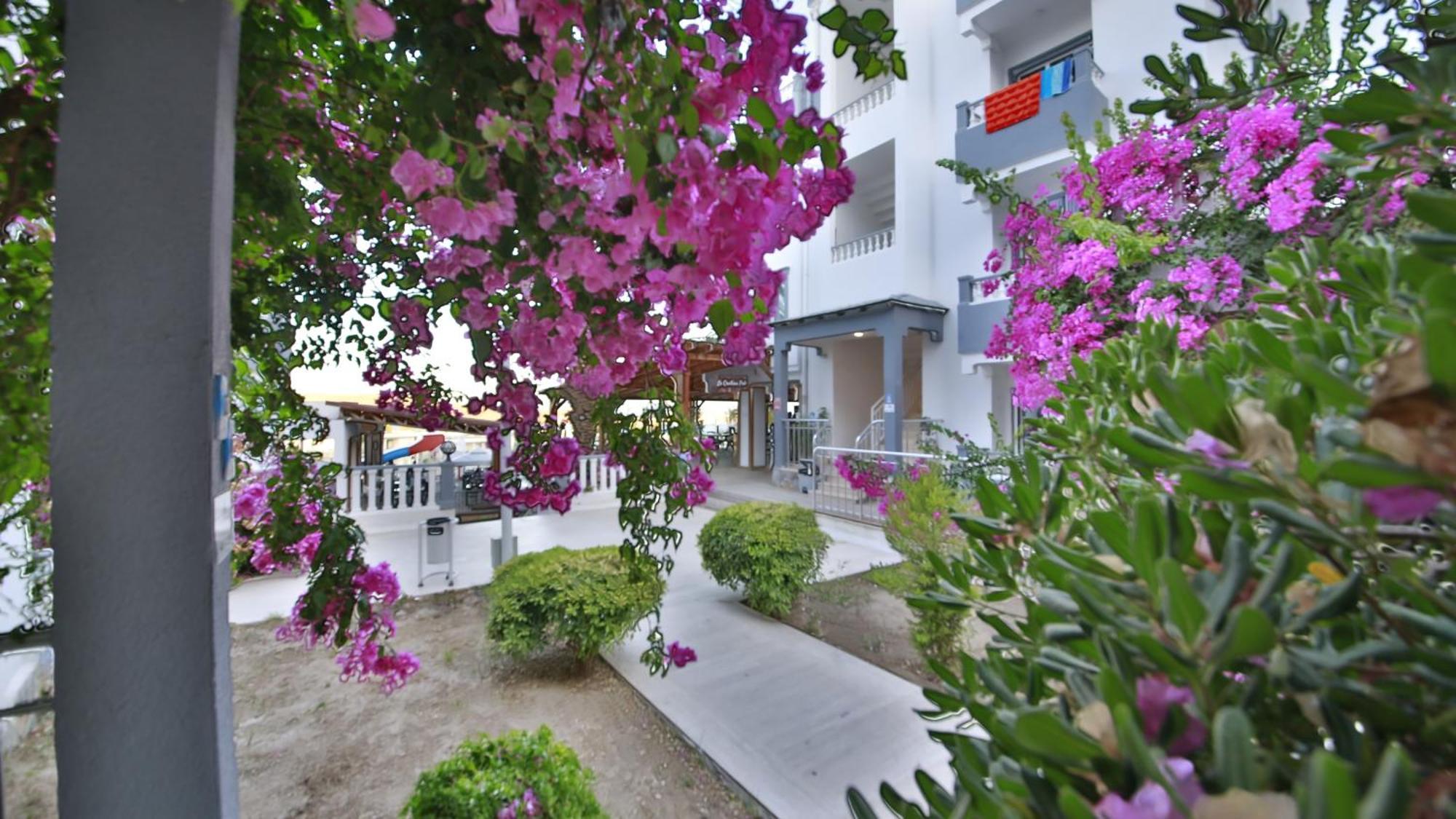 Smart Holiday Hotel Bodrum Bitez Extérieur photo